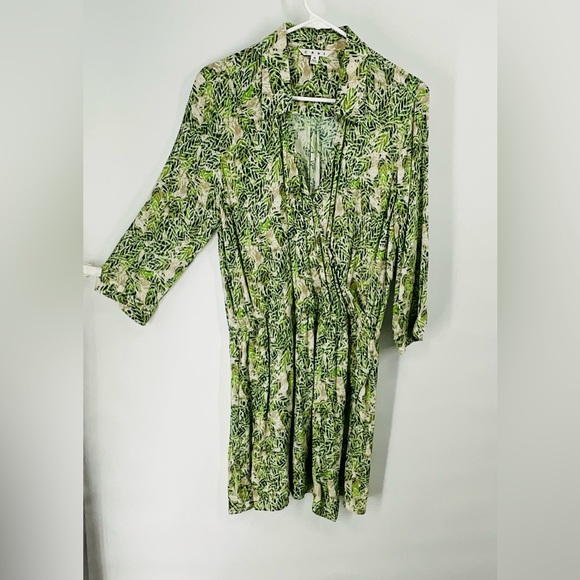CAbi Dresses & Skirts - CAbi Green and Tan Leaf Print Rayon Dress M